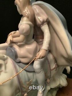 Lladro Retired Figurine #5991 Love Story