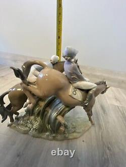 Lladro The Derby Equestrian Figurine 2 Horses With Jockeys