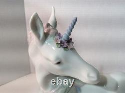 Lladro Unicorn Standing Looking at a Bird on her Tail, 05993