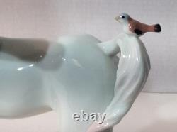 Lladro Unicorn Standing Looking at a Bird on her Tail, 05993