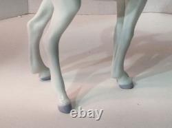 Lladro Unicorn Standing Looking at a Bird on her Tail, 05993