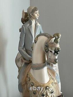 Lladro Valencian 4648 couple on horseback