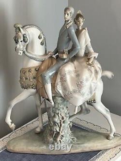 Lladro Valencian 4648 couple on horseback