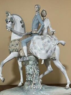 Lladro Valencian 4648 couple on horseback