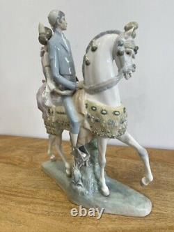 Lladro Valencians Group #4648 Perfect Condition, Man And Woman On Horse