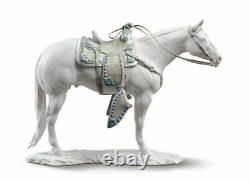 Lladro White Quarter Horse Sculpture 01009273