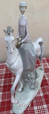 Lladro Woman Riding HorseCOLLECTIBLE FIGURINE 17 1/2 TALL