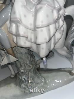 Lladro figurines collectibles retired horse (One Hoof Missing See last 2 Pic) Lladro figurines collectibles retired horse (One Hoof Missing See last 2 Pic)