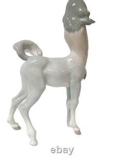 Lladro' porcelain female front horse in the rear vintage retired 4-23A signed