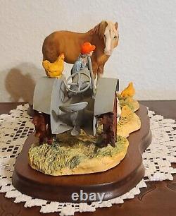 Lowell Davis Last Laff Figurine Horse, Tractor, Personally Signed By Artist