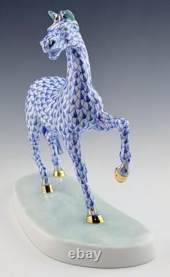 MINT HEREND RARE Larger 7x7 Horse Blue Fishnet Figurine