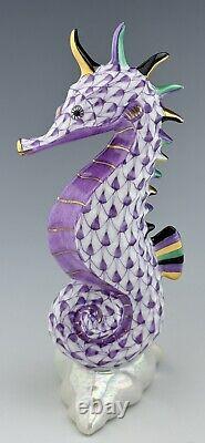 MINT HEREND Seahorse Lilac / Lavender Fishnet Sea Horse Figurine