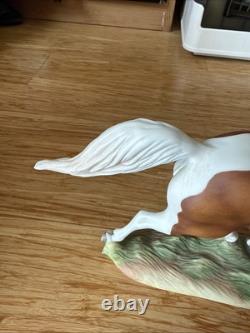 MISTY of CHINCOTEAGE FRANKLIN MINT FINE PORCELAIN HORSE PAMELA Du BOULAY 1988