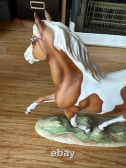 MISTY of CHINCOTEAGE FRANKLIN MINT FINE PORCELAIN HORSE PAMELA Du BOULAY 1988