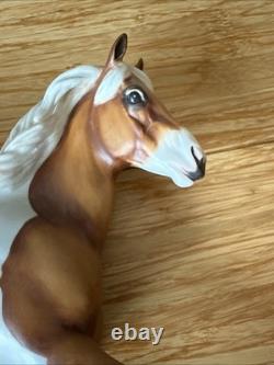 MISTY of CHINCOTEAGE FRANKLIN MINT FINE PORCELAIN HORSE PAMELA Du BOULAY 1988