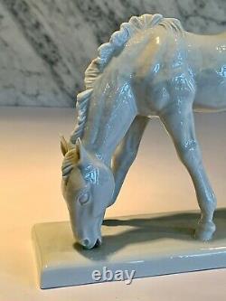 Meissen Blanc de Chine Grazing Horse 78714 Munch Khe c. 1930