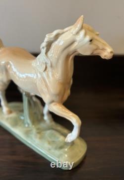 Mid-Century Goldcrest Palomino Fine China Horse Figurine Sculpture 1155-2 11.75
