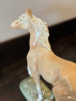 Mid-Century Goldcrest Palomino Fine China Horse Figurine Sculpture 1155-2 11.75