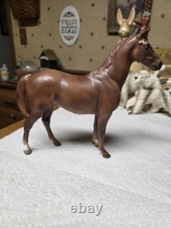 Monrovia DW Hagen Renaker Horse Swaps With Sticker Racehorse 1 Ear Repaired