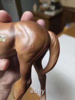 Monrovia DW Hagen Renaker Horse Swaps With Sticker Racehorse 1 Ear Repaired