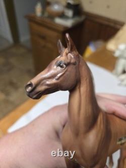 Monrovia DW Hagen Renaker Horse Swaps With Sticker Racehorse 1 Ear Repaired