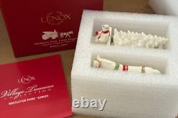 NEW Lenox MISTLETOE PARK Village FARM WAGON & HORSE Figurine # 894892 NIB