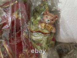 NOS. Fitz & Floyd Damask Holiday Santa on Horse Extra-Large Figurine 16 1/2'