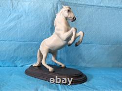 Nice HTF Hagen Renaker DW Lipizzan Horse
