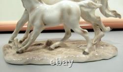 Pair Echt Altman Procelain Galloping Horses One Pair 8 X 6 Oth (ezs003556)