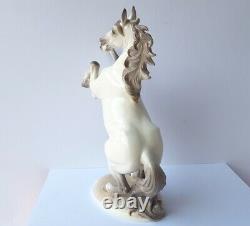Porcelain Figurine/Horse, Design A. Göhring, Nymphenburg M108
