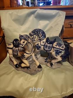Porcelain Horse Figure Chinoiserie Blue and White 8