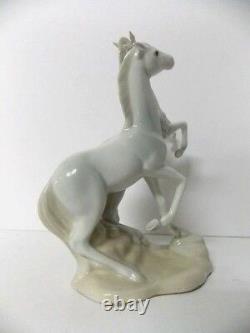 Porcelain Statue 2 Rearing Stallions Porceval Made in Spain Extremely Rare