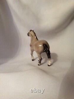Pour Horse Collier Mini Custom glaze by Adalee Velazquez Hude