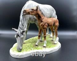 RARE GOEBEL HORSE FIGURINE MARE & FOAL BY G. BOCHMANN W Germany 1974