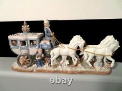 RARE-SORELLE PORCELAIN COACH With SEATED FIGURINES DRIVER With4 HORSES 17 x 8 x 5
