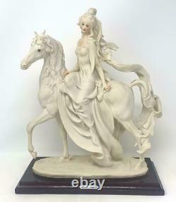 RARE VTG 1985 Florence Giuseppe Armani Florence Figurine LADY ON HORSE 12.78