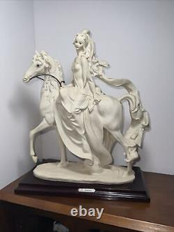 RARE VTG 1985 Florence Giuseppe Armani Florence Figurine LADY ON HORSE 13 TALL