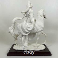 RARE Vtg. Giuseppe Armani Medieval Lady on Horse Porcelain Figure Florence #695F