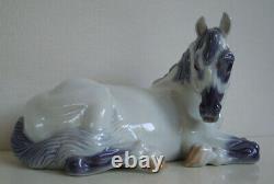 ROYAL COPENHAGEN Pferd Pony Lippizaner 5690 Jeanne Grut PORCELAIN FIGURINE HORSE