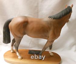 ROYAL DOULTON Beswick 2674 BAY MATT THOUROUGHBRED Connoisseur Horse 11 H X 11.5