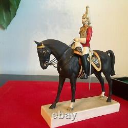 ROYAL WORCESTER Horse OFFICER of the LIFEGUARDS 3622 Doris Lindner