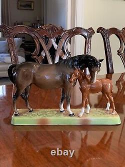 Rare Beswick England Horse Mare And Foal 1811