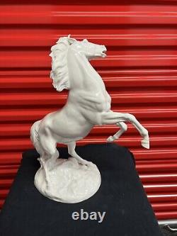 Rare Large Meissen Porcelain Horse Figurine By Erich Oehme