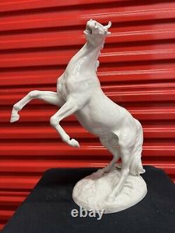 Rare Large Meissen Porcelain Horse Figurine By Erich Oehme