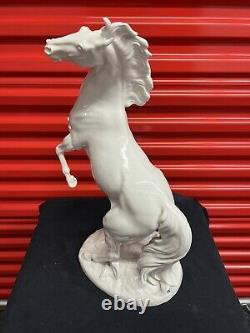 Rare Large Meissen Porcelain Horse Figurine By Erich Oehme