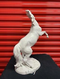 Rare Large Meissen Porcelain Horse Figurine By Erich Oehme