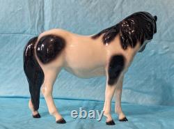 Retired DW Size Hagen Renaker Specialty Horse Maydee in Pinto