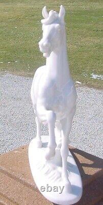 Rosenthal Vintage 24 Prof T. Karner White Porcelain Horse 1136