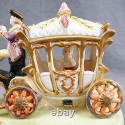 Royal Coach Horse Drawn Carriage Capodimonte Armani Reproduction Porcelain VTG