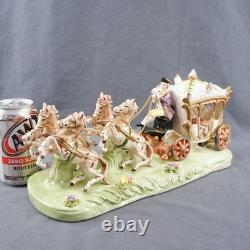 Royal Coach Horse Drawn Carriage Capodimonte Armani Reproduction Porcelain VTG